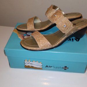 Ladies sandals